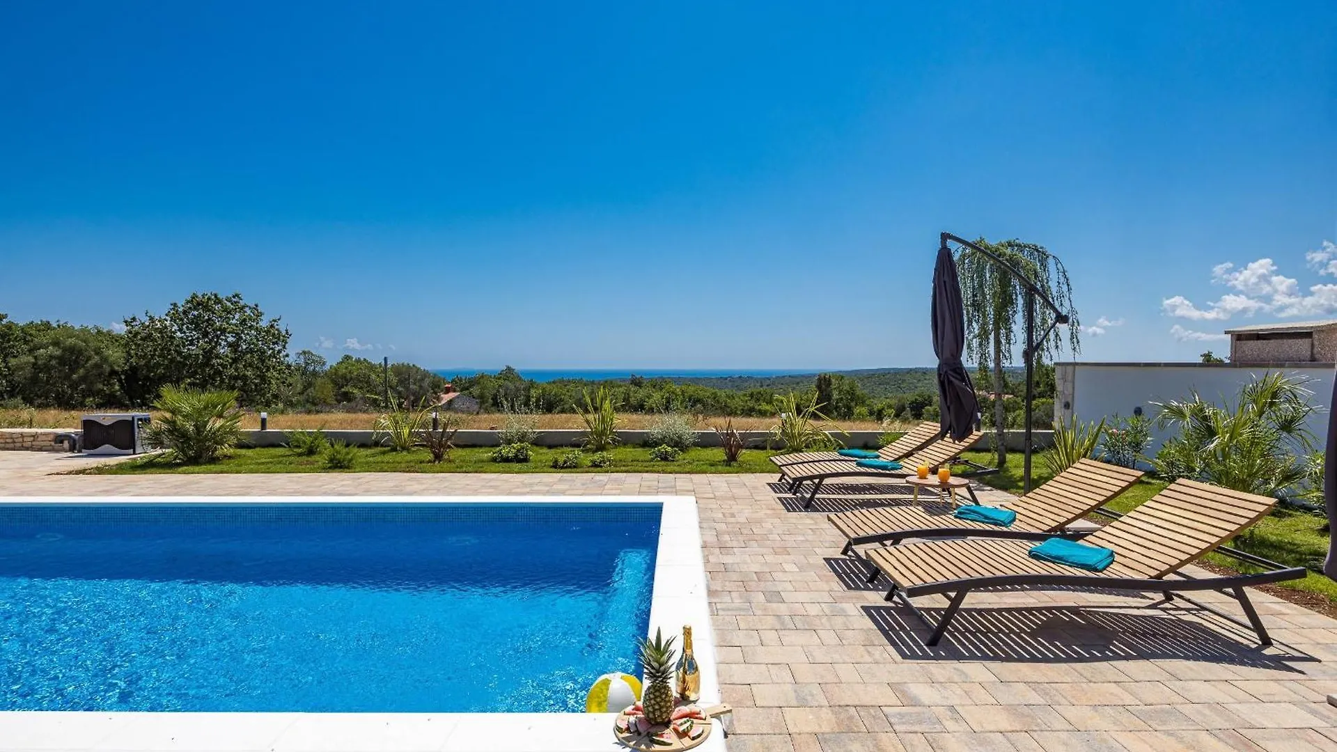 Enchanting Vacation Villas With Pool And Jacuzzi Krnica